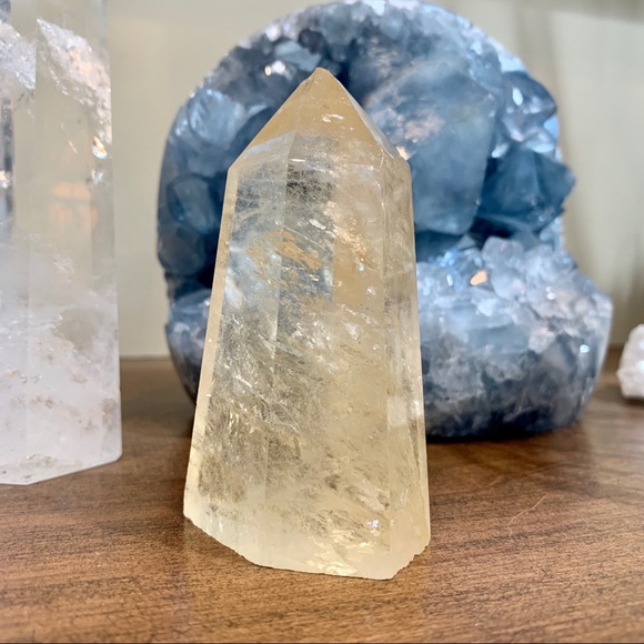 Healing Crystal - Citrine Pointed Tower - Picture 6 of 13